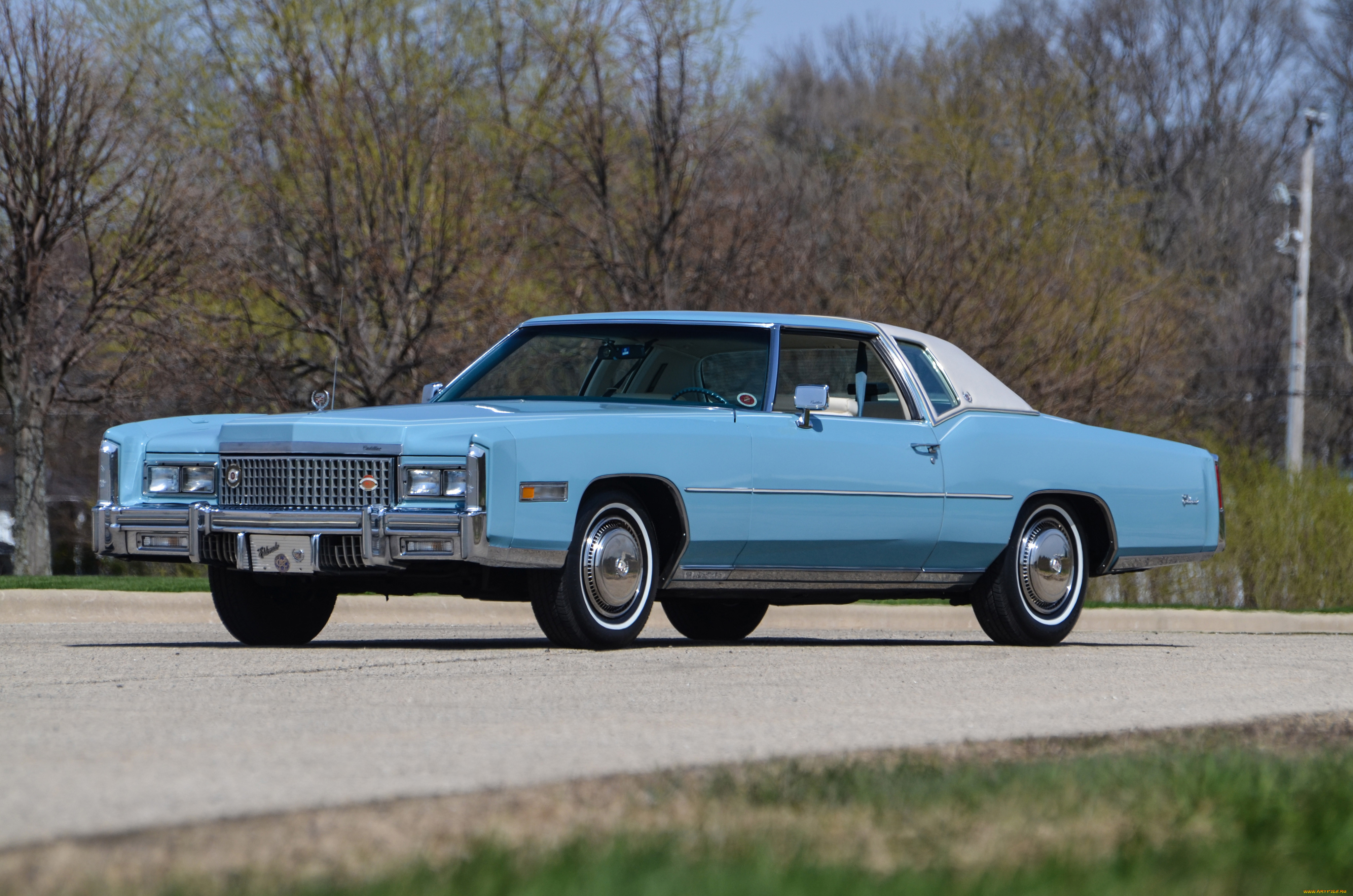 Стар тип. Cadillac 1975. Cadillac Eldorado 1975. Кадиллак 1975 седан. 1975 Cadillac Eldorado Coupe.